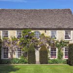 <b>WEIR HOUSE: A HOLIDAY IN ITSELF</b><p>