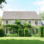 <b>Country House Living in the Cotswolds</b><p>